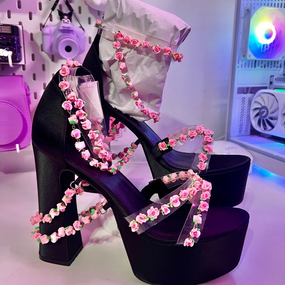 Sugar Thrillz Blooming Revelation Heels SZ 11